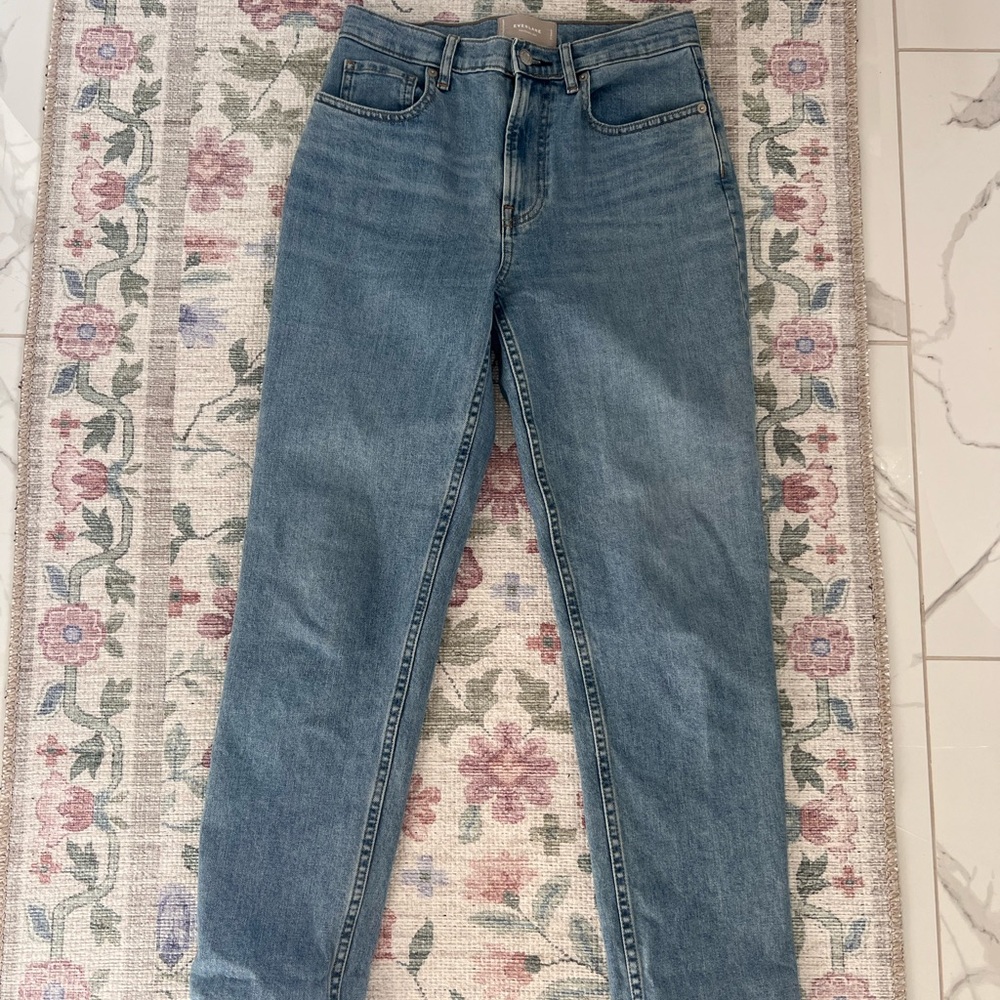 Everlane Women's Straight Leg Jeans in Light Blue